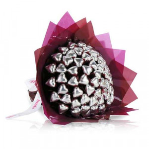 grand-heart-chocolate-bouquet
